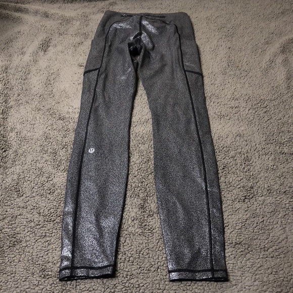 Lululemon Speed Up Tight *Foil 28" Size 2 - Picture 5 of 9